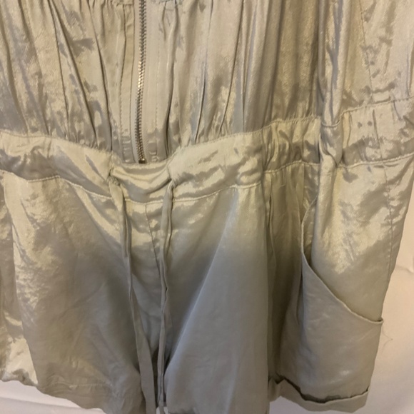 Stunning silver romper - Picture 4 of 5